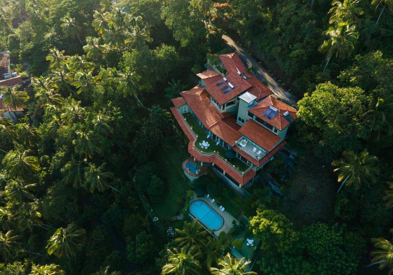 The Albatross, Kandy Digana Luaran gambar