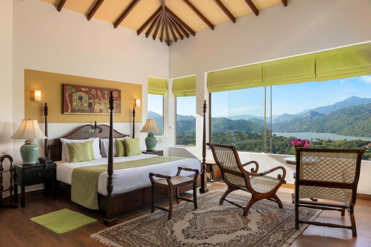 The Albatross, Kandy Digana Luaran gambar