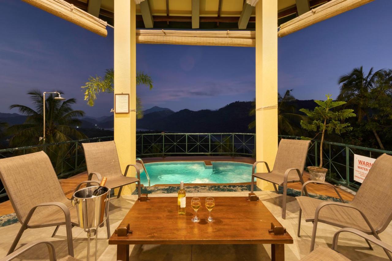 The Albatross, Kandy Digana Luaran gambar