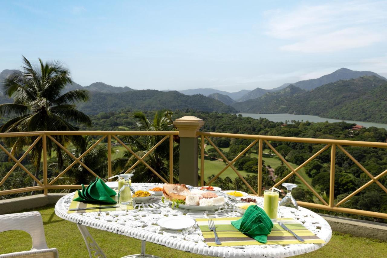 The Albatross, Kandy Digana Luaran gambar